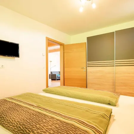 Directly On The In Carinthia Apartman *